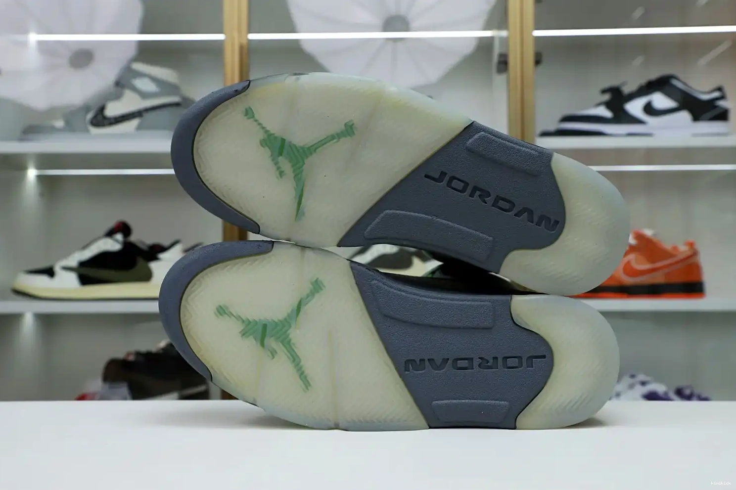 Kimikick 2022 BEAN' 5 RETRO JORDAN 'GREEN AIR 0430
